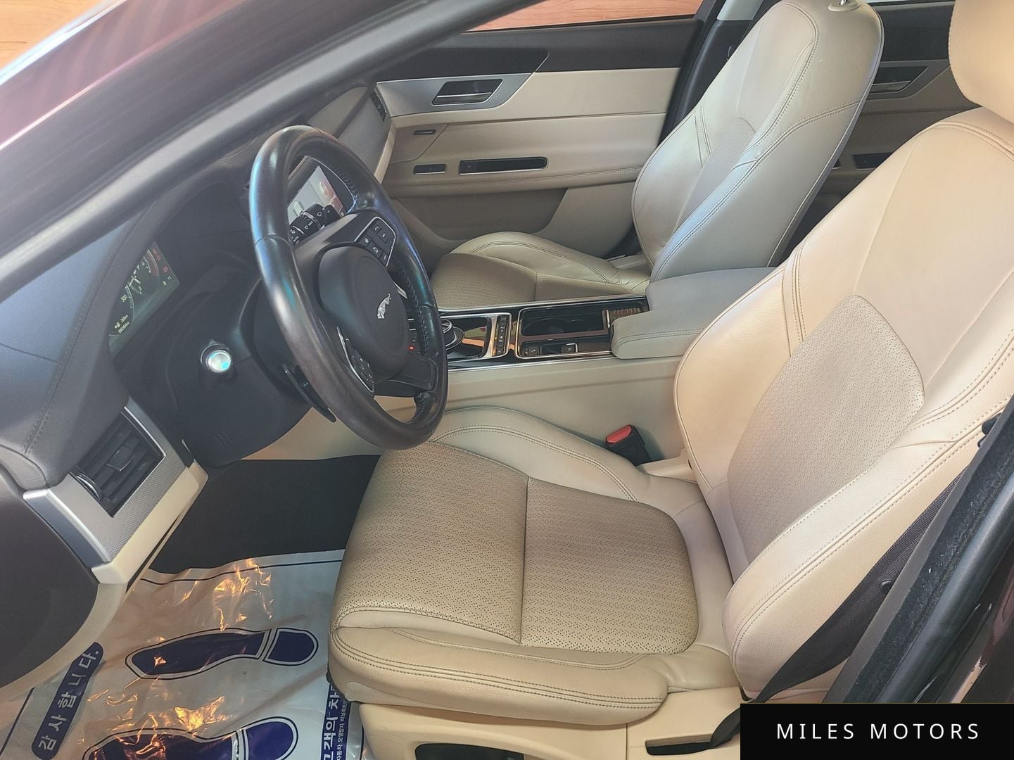 Jaguar XF (X260) 2017 — миниатюра 8