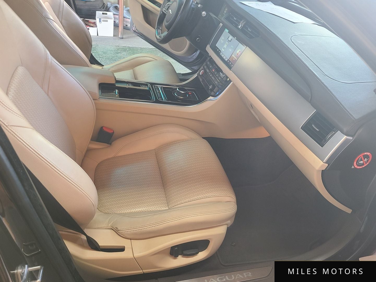 Jaguar XF (X260) 2017 — миниатюра 11