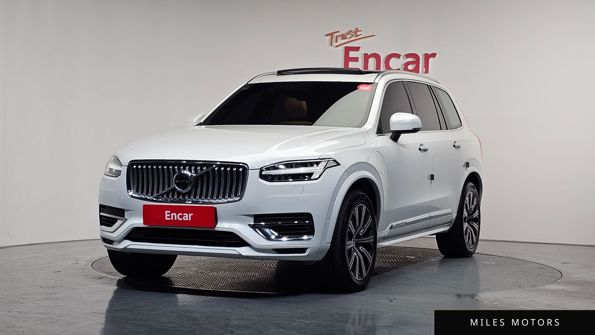 Volvo XC90 2021 — фото 1 из 12