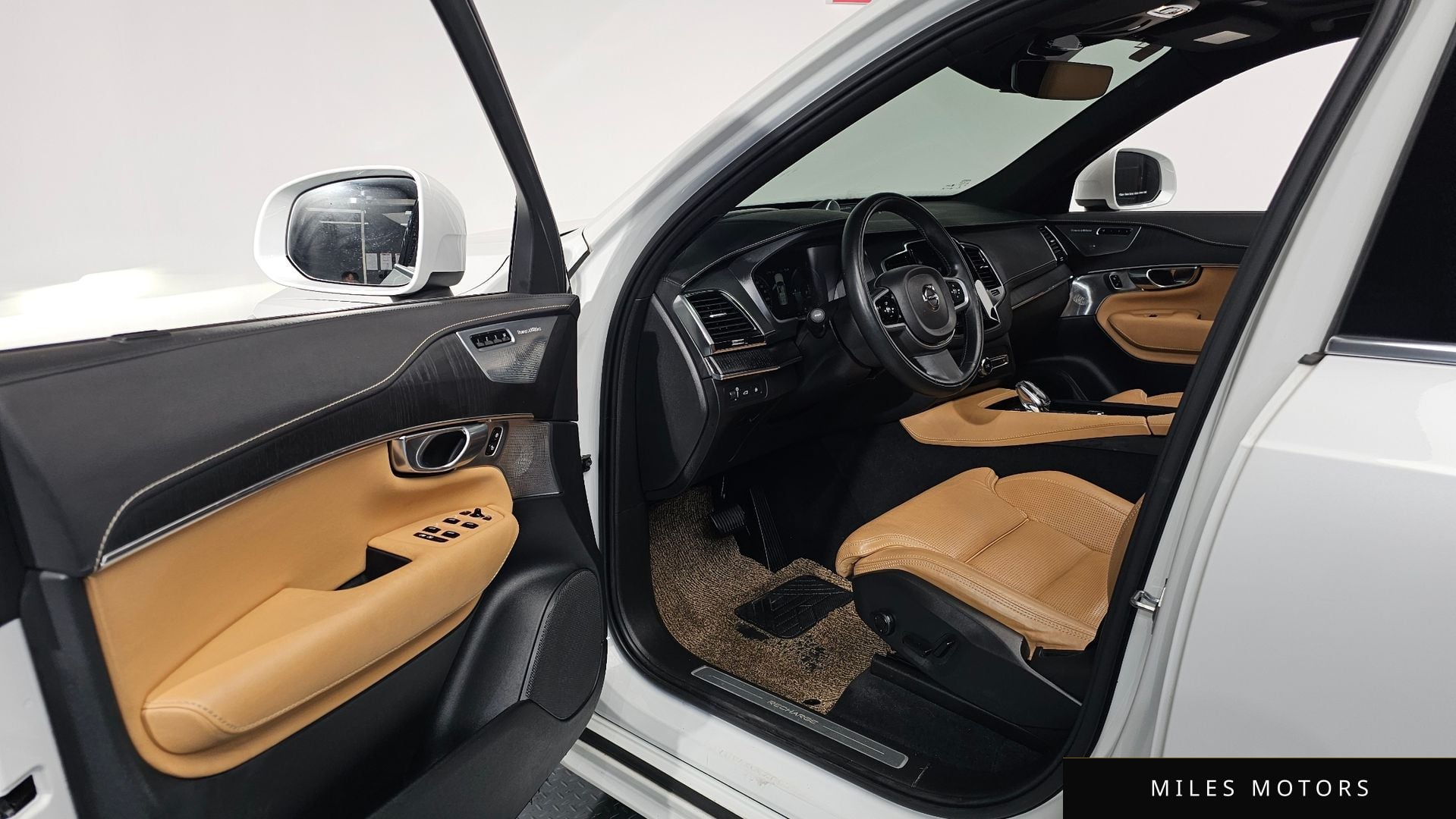 Volvo XC90 2021 — миниатюра 10