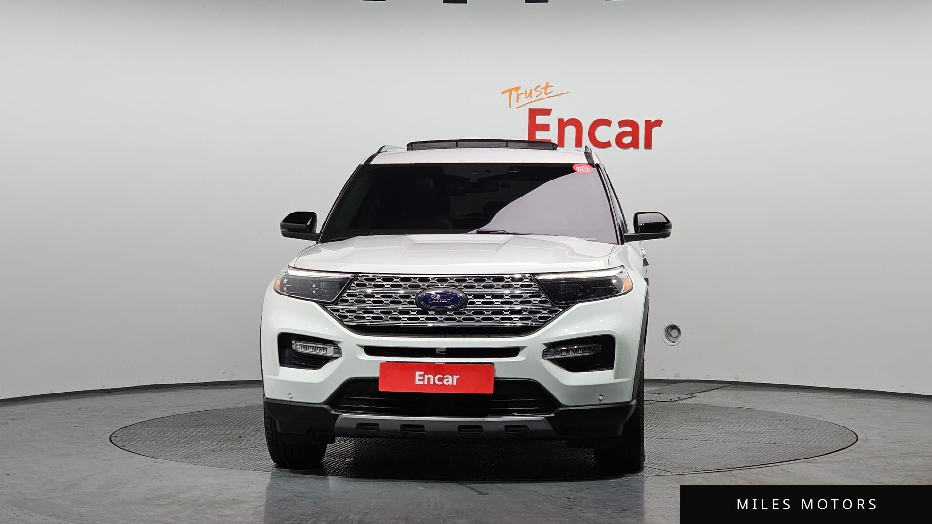 Ford Explorer 2022 — миниатюра 3