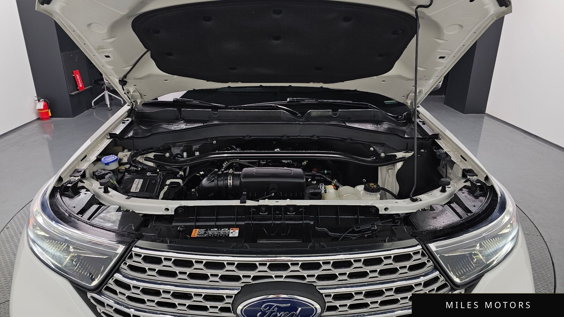 Ford Explorer 2022 — миниатюра 6