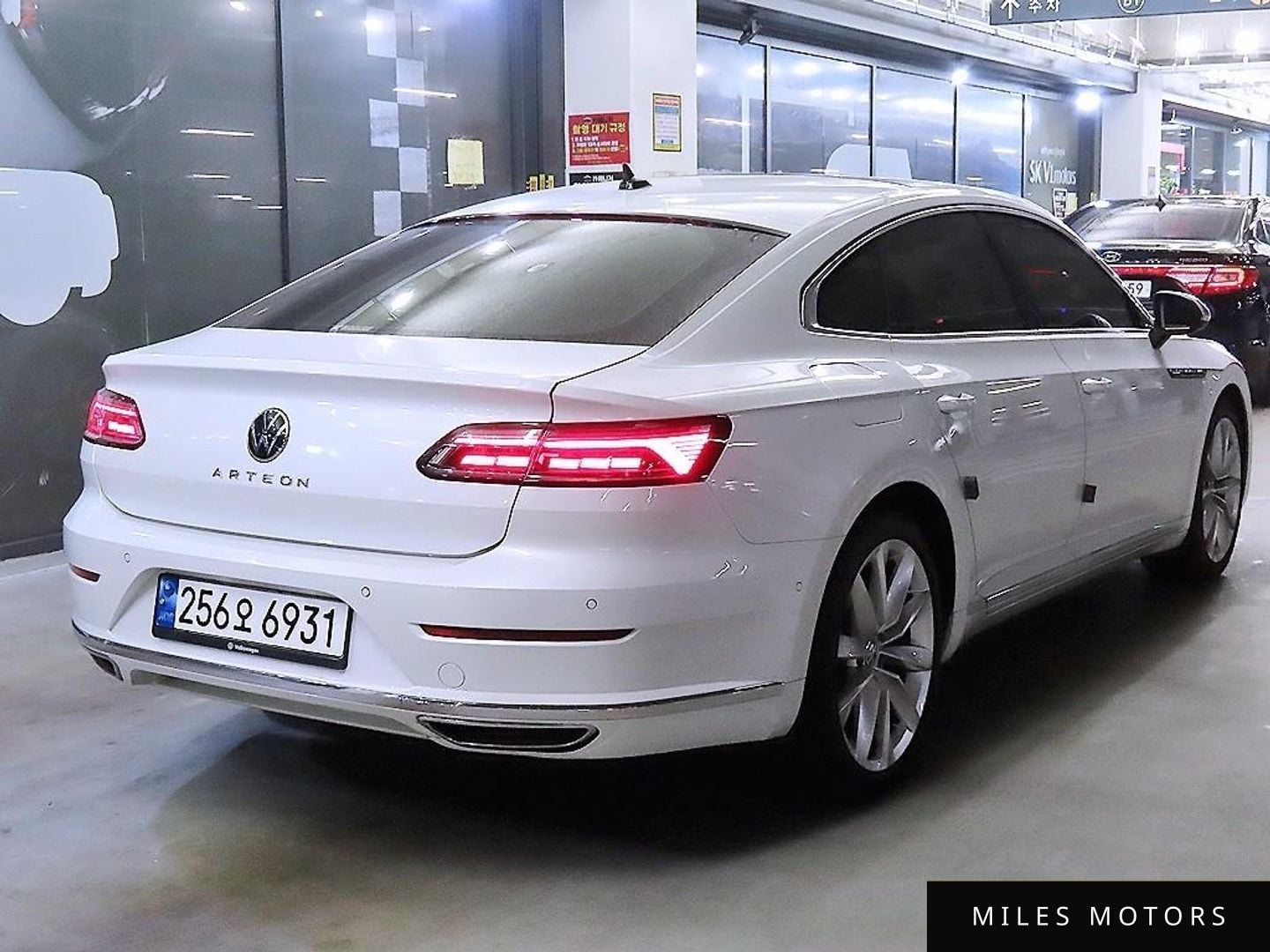 Volkswagen 아테온 2023 — миниатюра 4