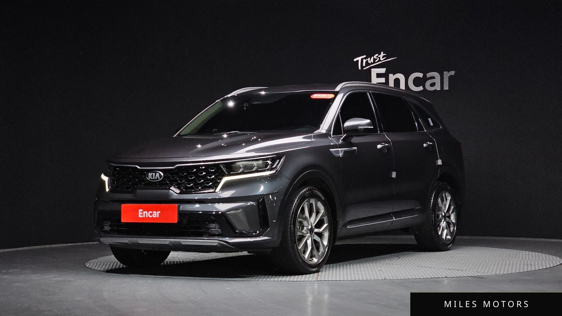 Kia Sorento 2021 — фото 1 из 12