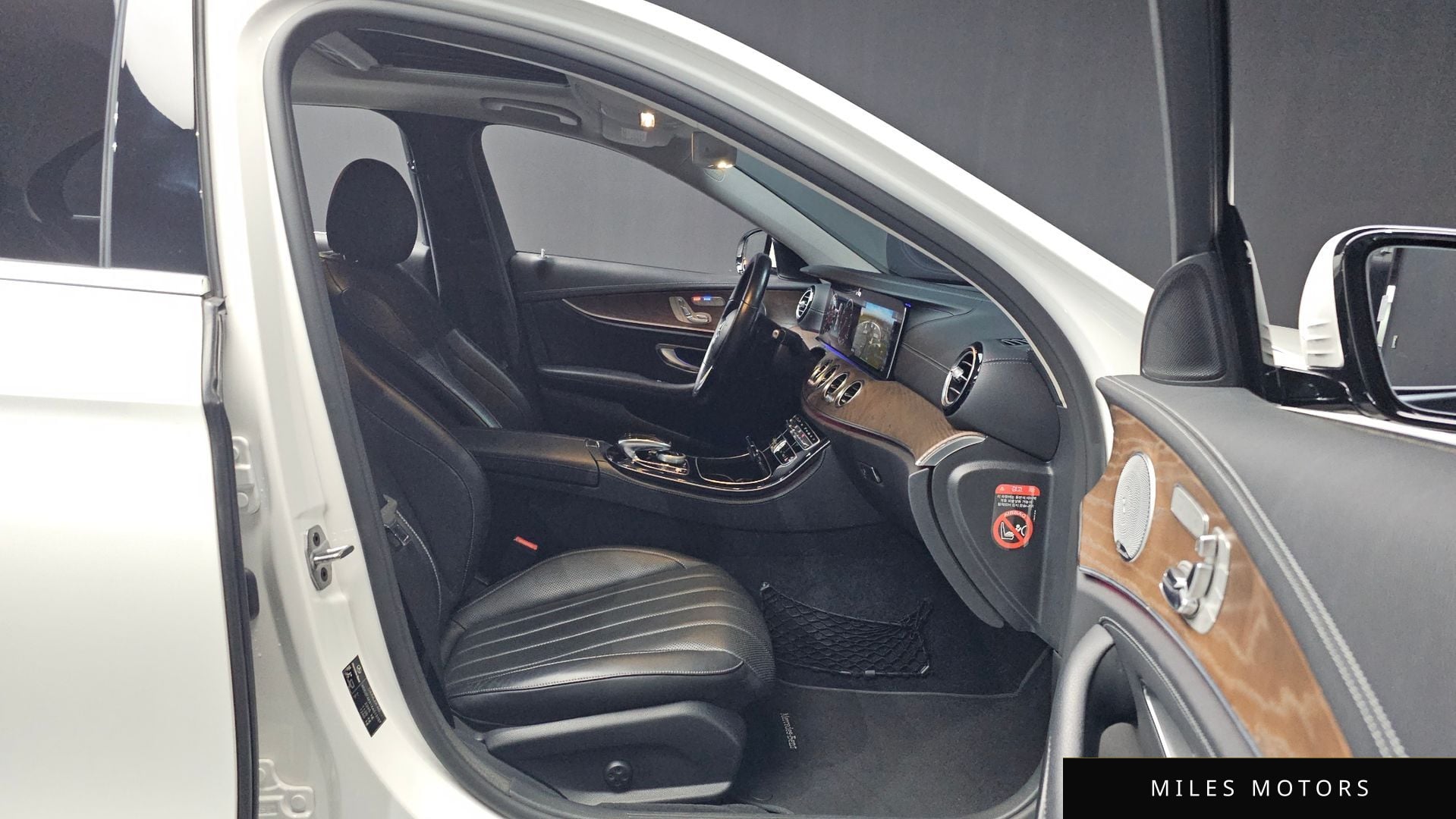 Mercedes-Benz E-Class W213 2019 — миниатюра 11
