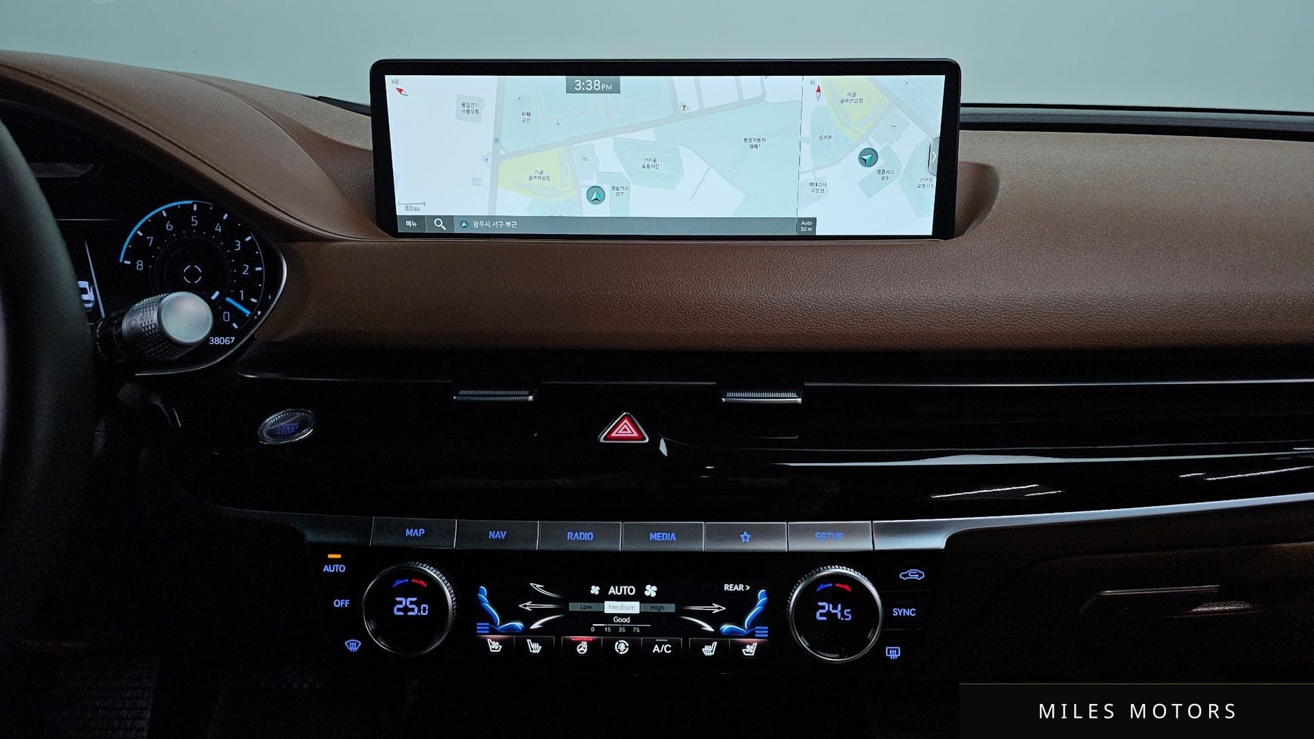 Genesis G80 (RG3) 2023 — миниатюра 12