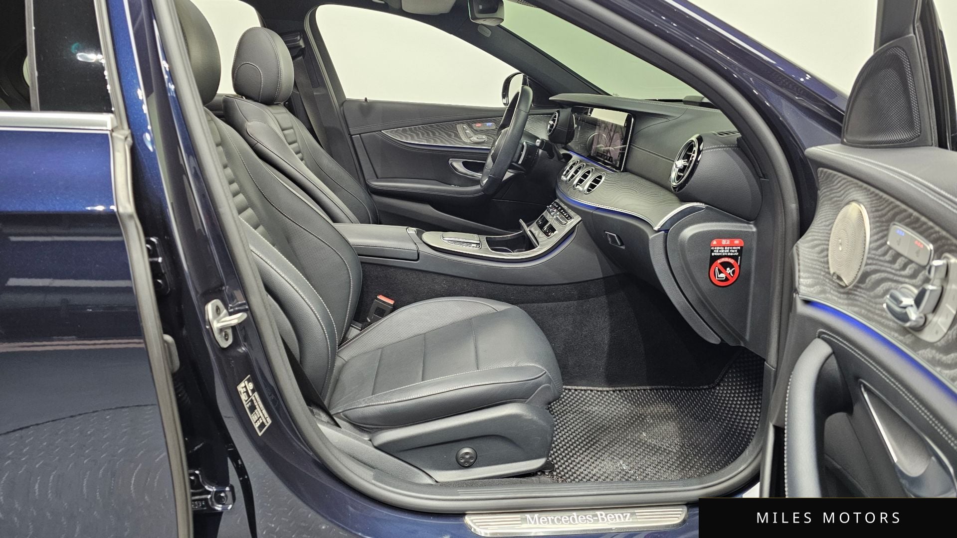 Mercedes-Benz E-클래스 W213 2022 — миниатюра 11