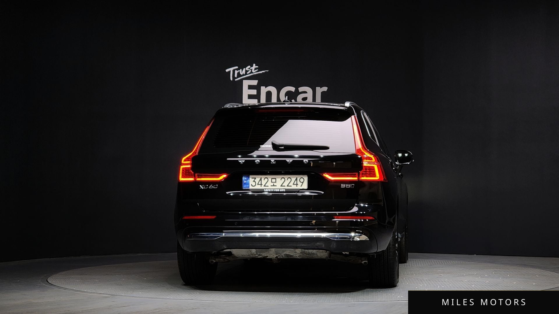 Volvo XC60 2024 — миниатюра 4