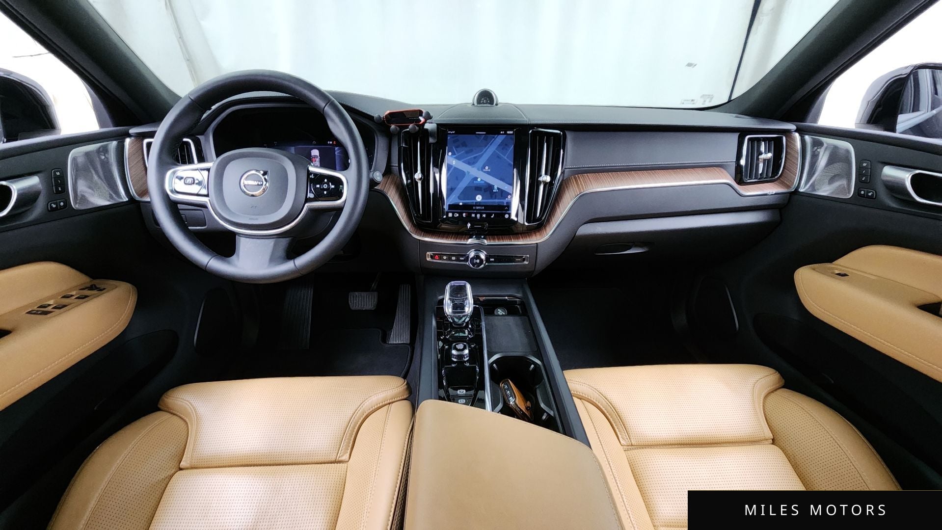 Volvo XC60 2024 — миниатюра 7