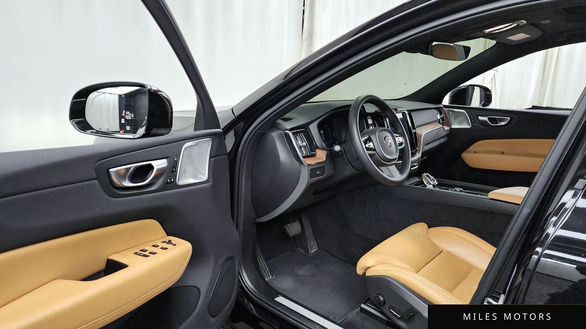Volvo XC60 2024 — миниатюра 10