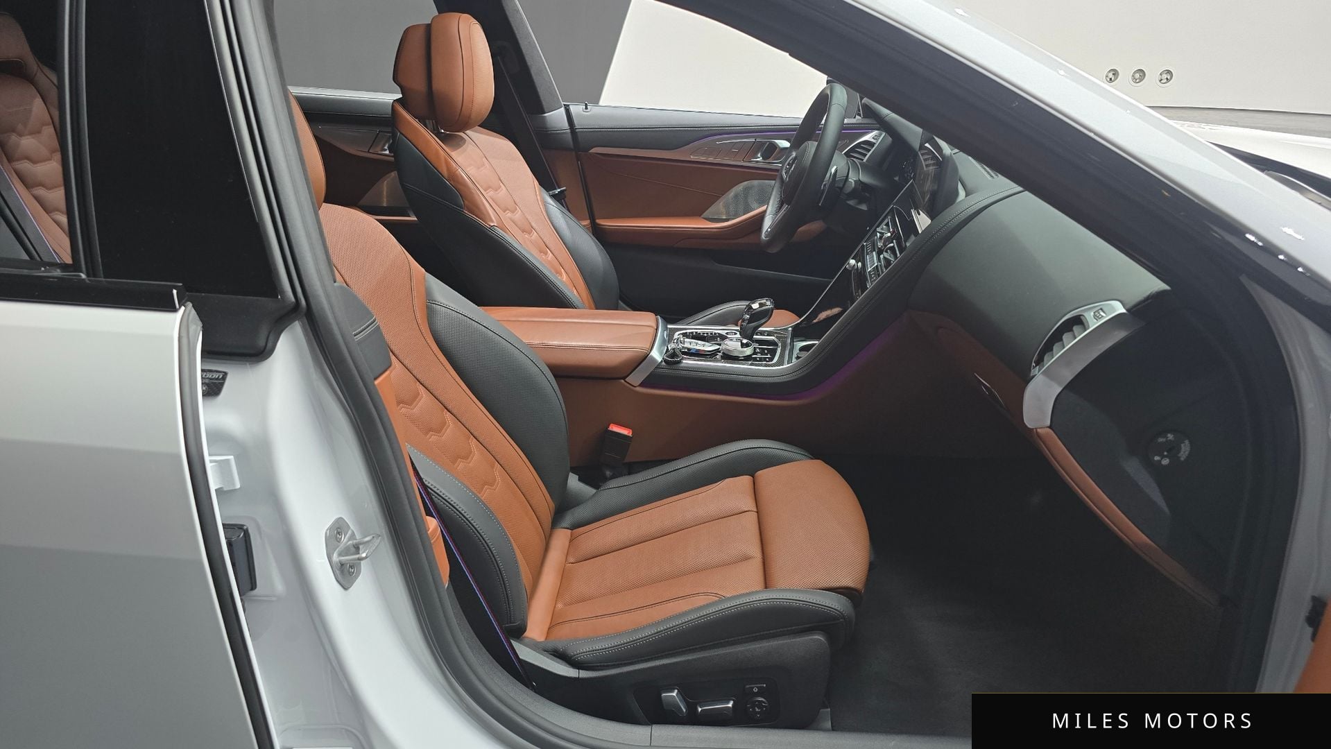 BMW 8 Series (G15) 2025 — миниатюра 10