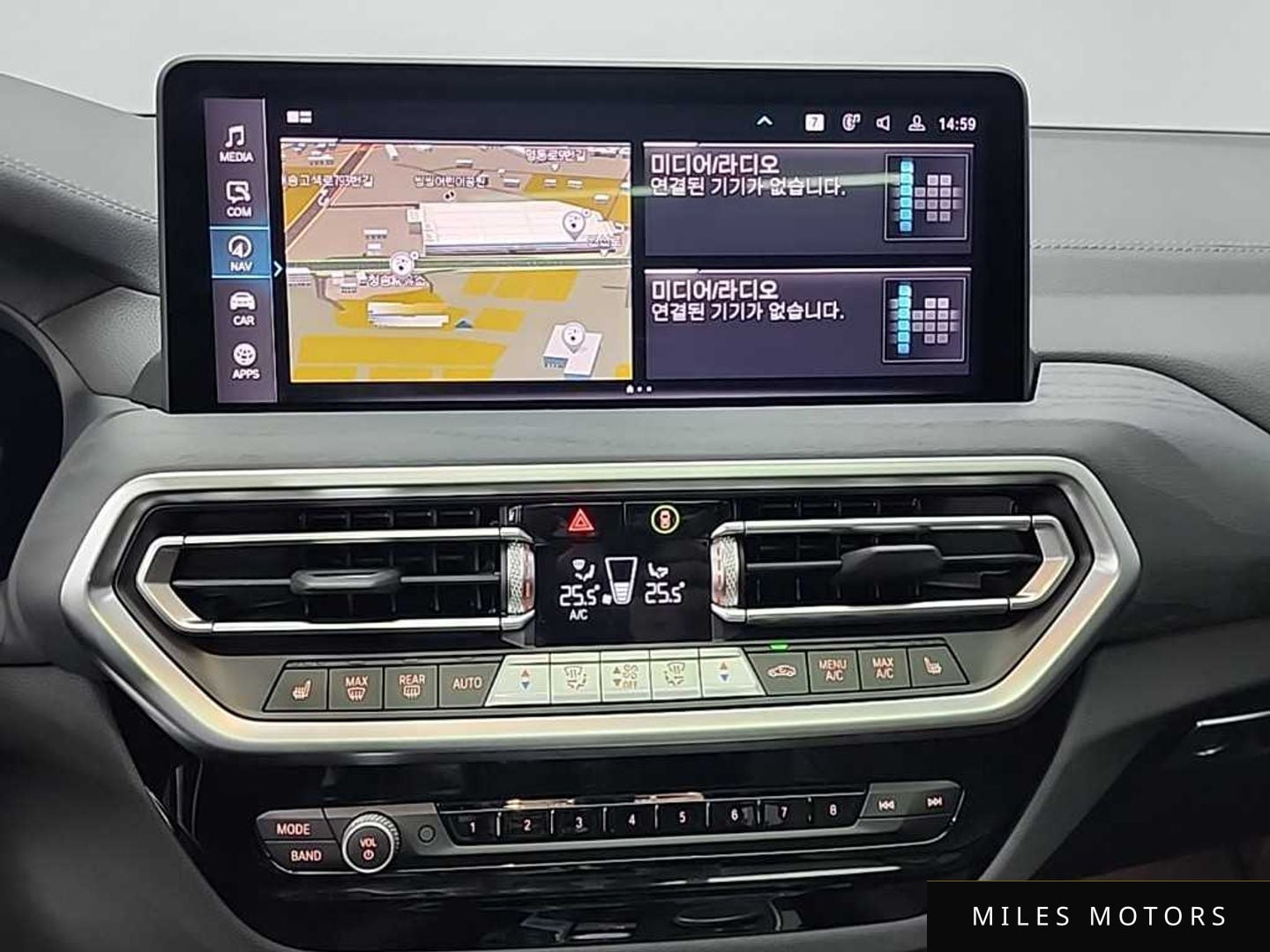 BMW iX3 2025 — миниатюра 10