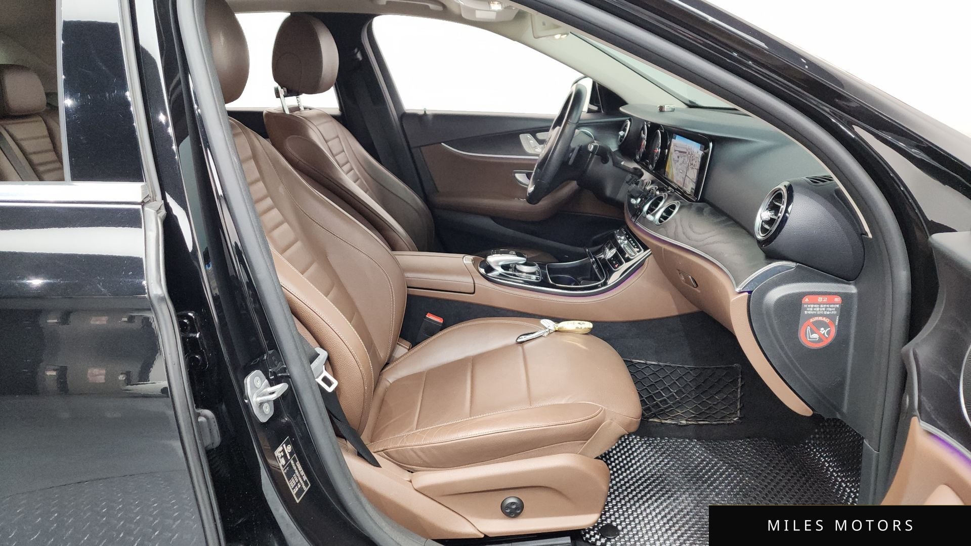 Mercedes-Benz E-Class W213 2017 — миниатюра 11
