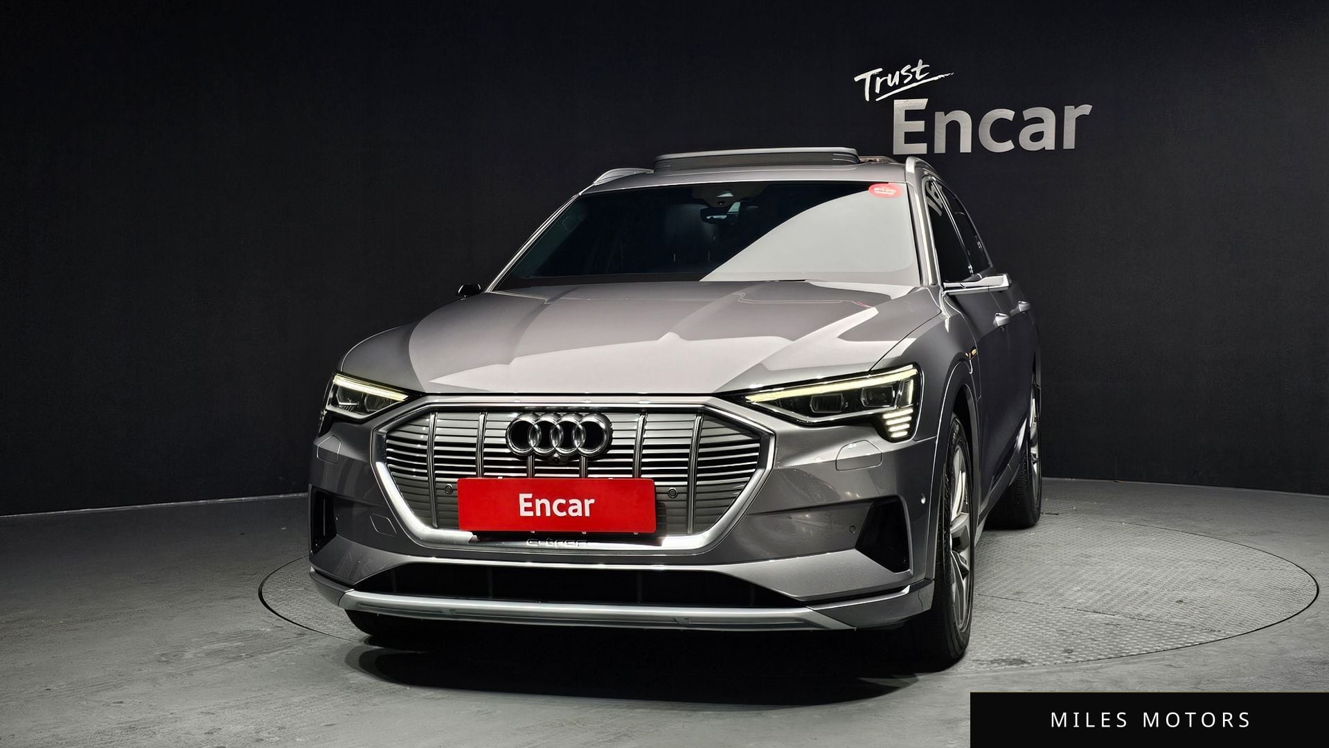 Audi e-트론 2020 — миниатюра 3