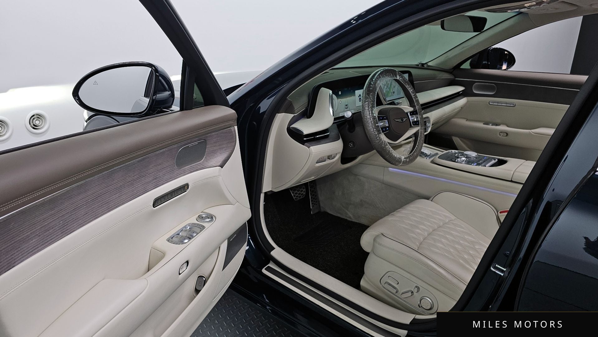 Genesis G90 (RS4) 2022 — миниатюра 11