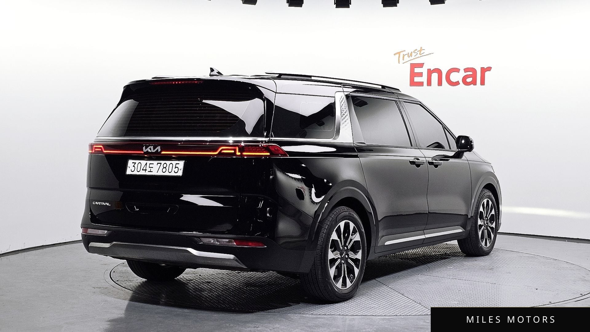 Kia Carnival 2022 — миниатюра 2