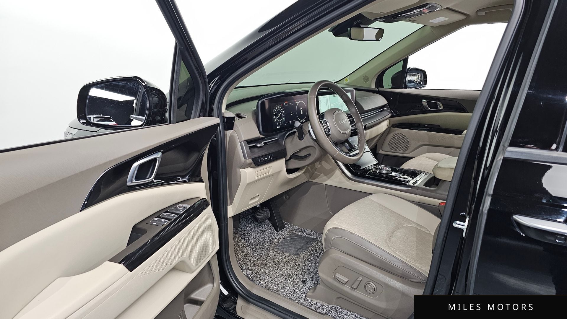 Kia Carnival 2022 — миниатюра 10