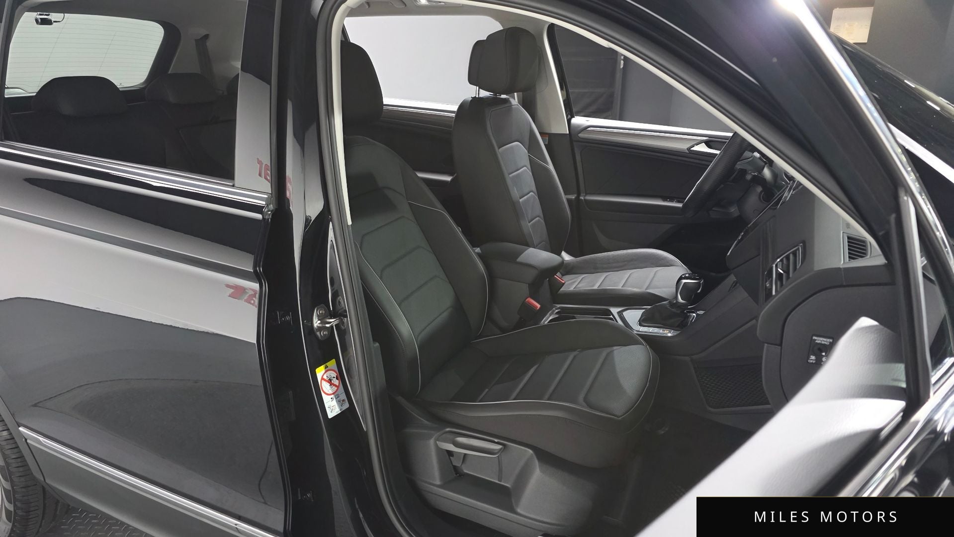 Volkswagen Tiguan 2024 — миниатюра 10