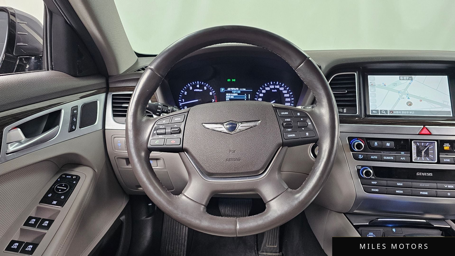 Genesis G80 2019 — миниатюра 13