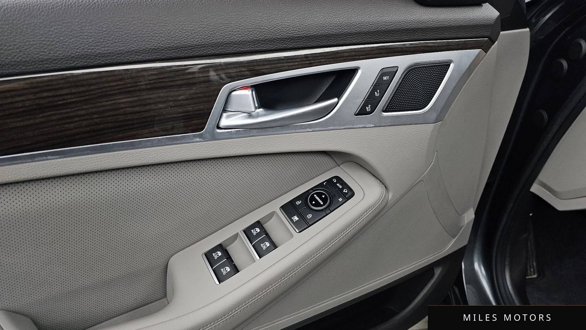 Genesis G80 2019 — миниатюра 17