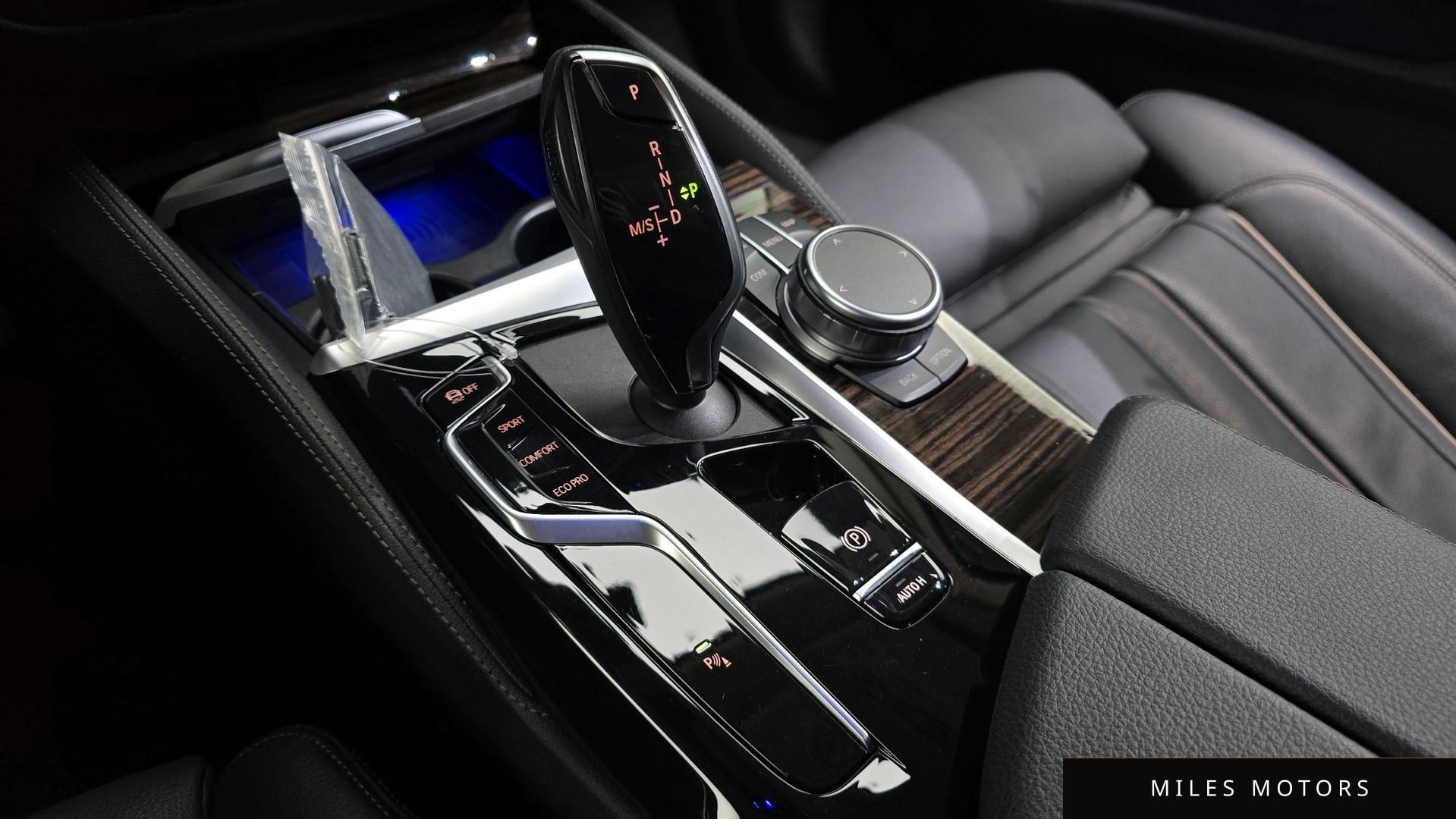 BMW 5 Series (G30) 2022 — миниатюра 9