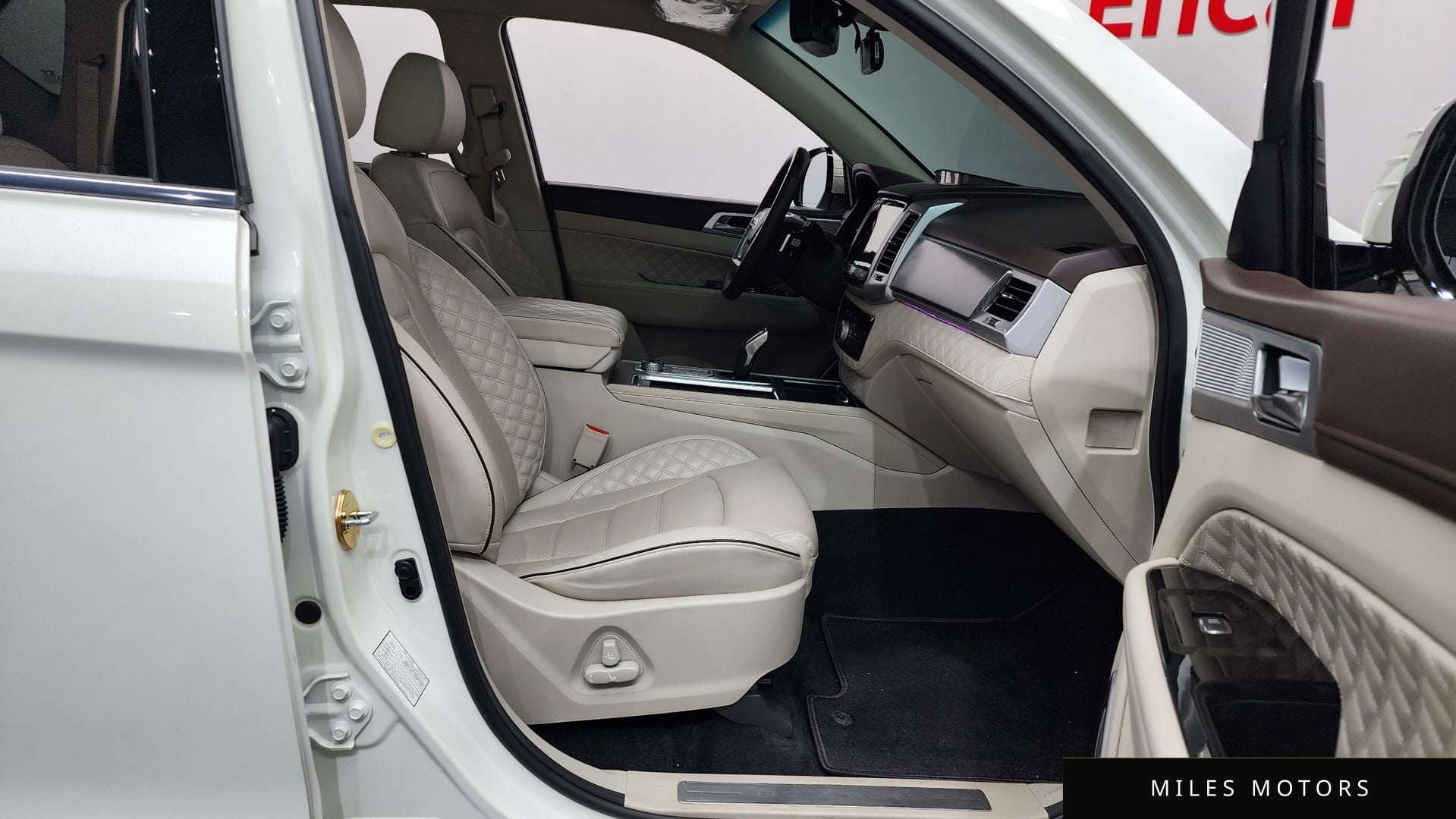 KG Mobility Rexton 2022 — миниатюра 11