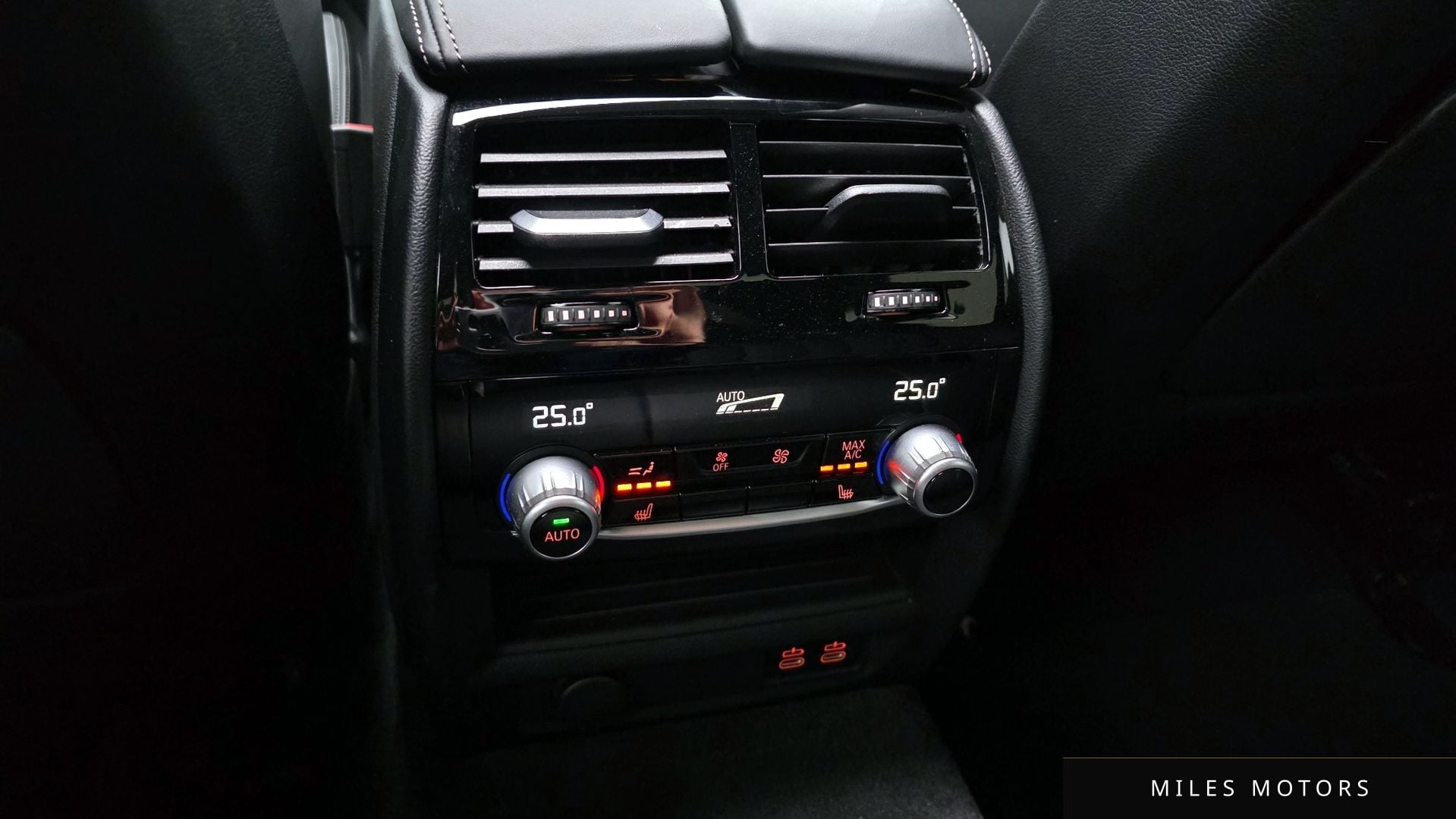 BMW 5 Series (G30) 2022 — миниатюра 17