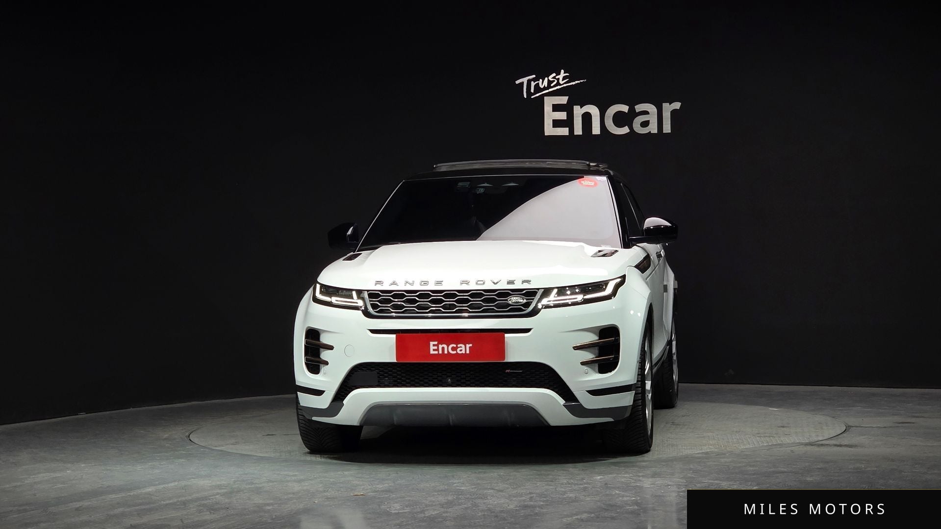 Land Rover Range Rover Evoque 2022 — миниатюра 3