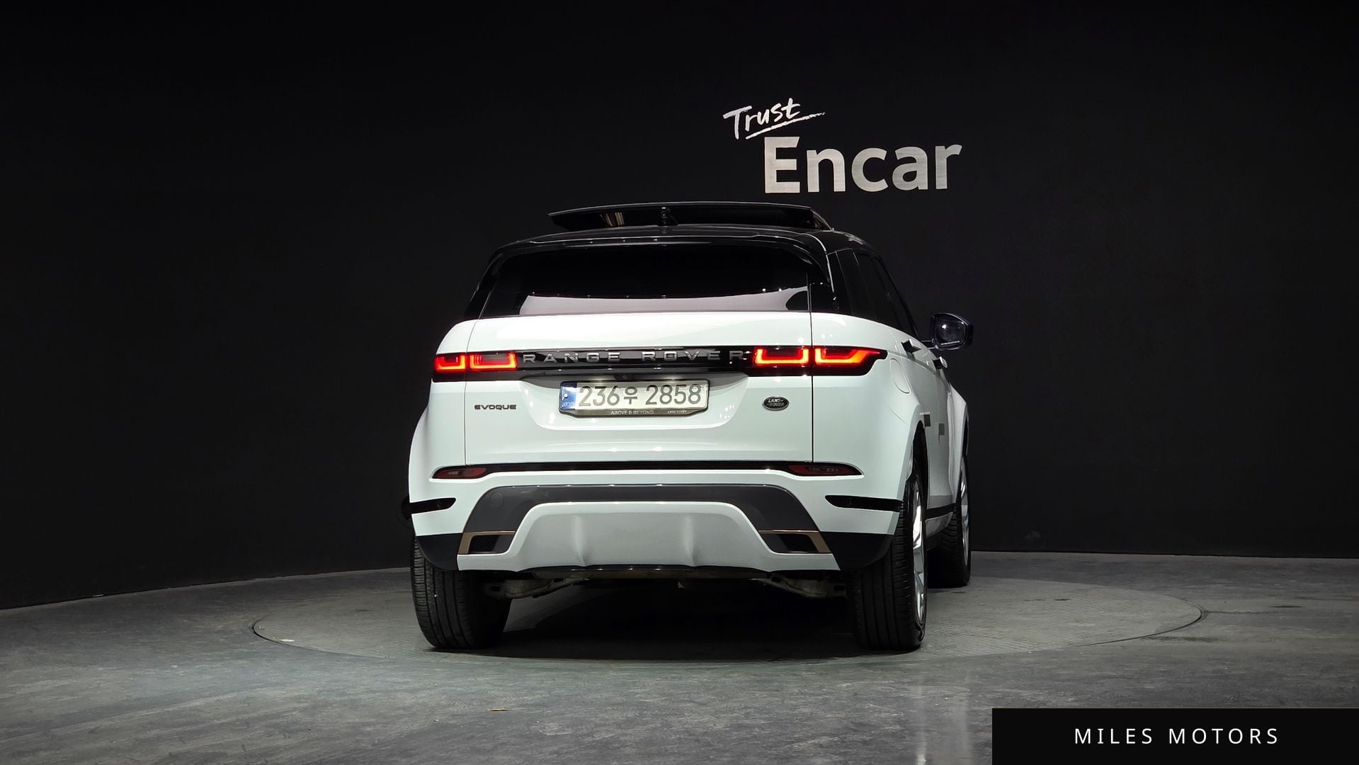Land Rover Range Rover Evoque 2022 — миниатюра 4
