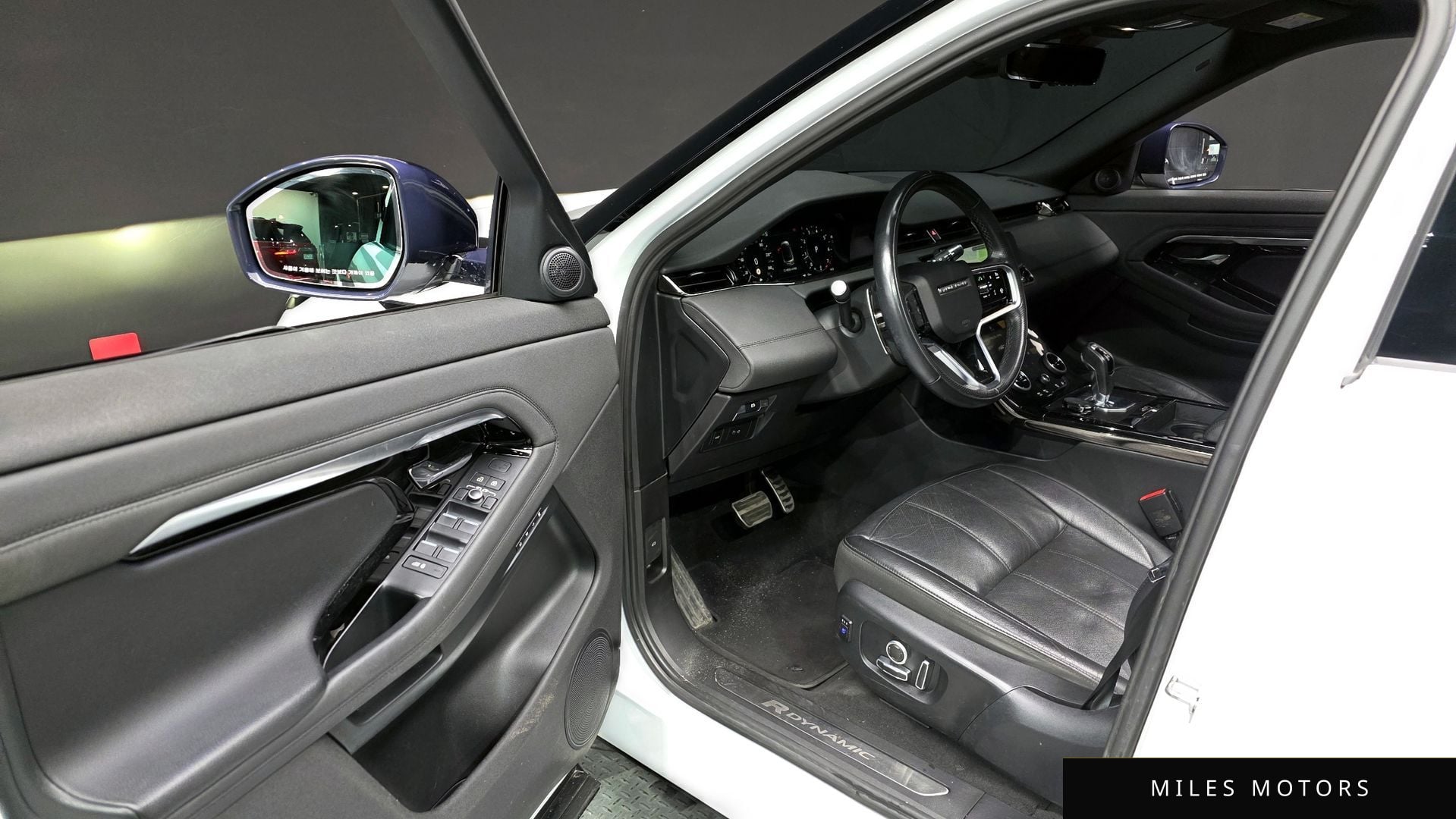 Land Rover Range Rover Evoque 2022 — миниатюра 10