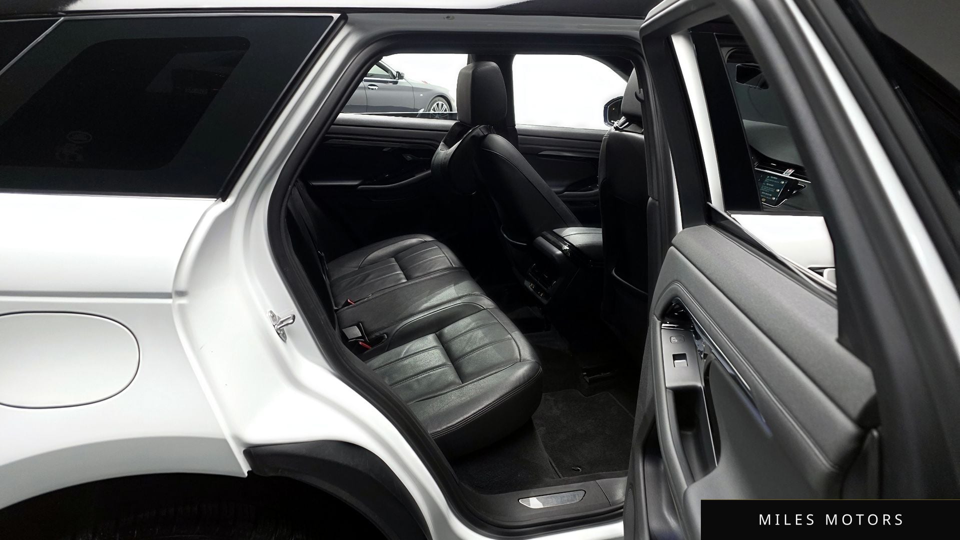 Land Rover Range Rover Evoque 2022 — миниатюра 12