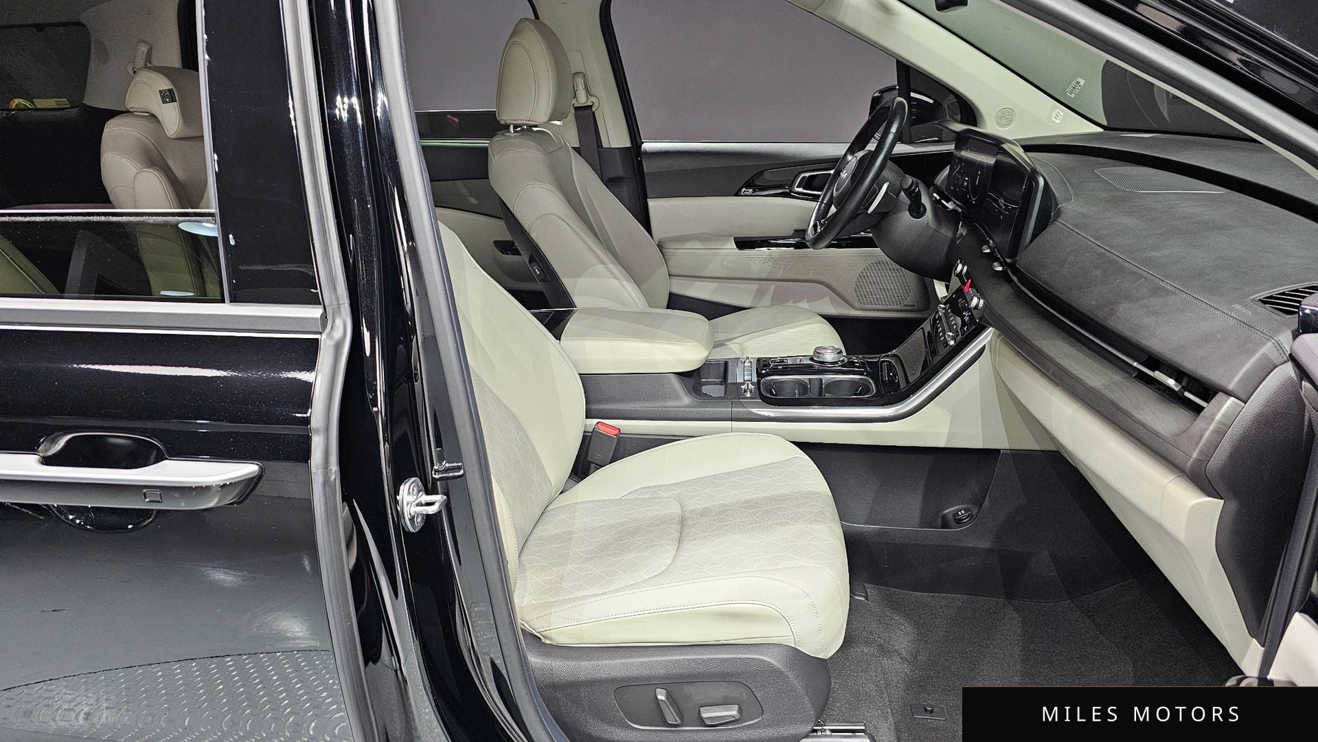 Kia Carnival 2022 — миниатюра 10