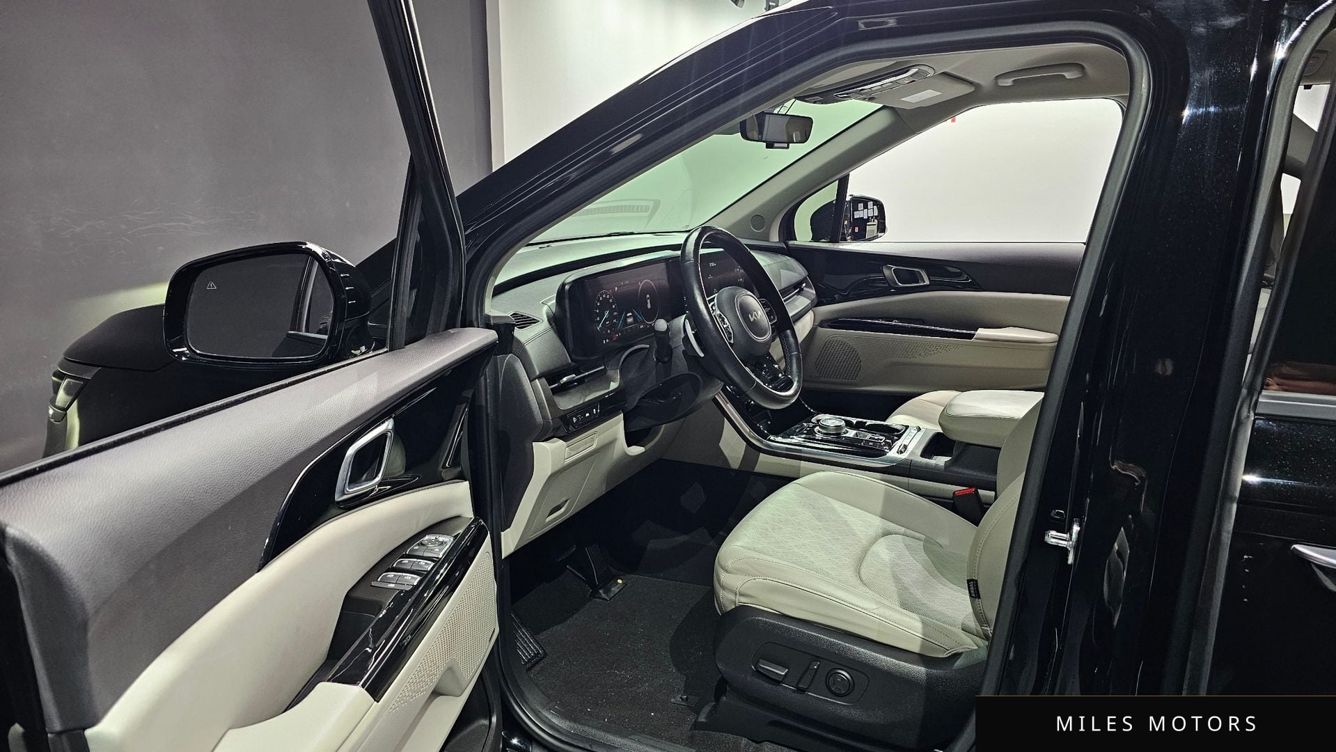 Kia Carnival 2022 — миниатюра 11