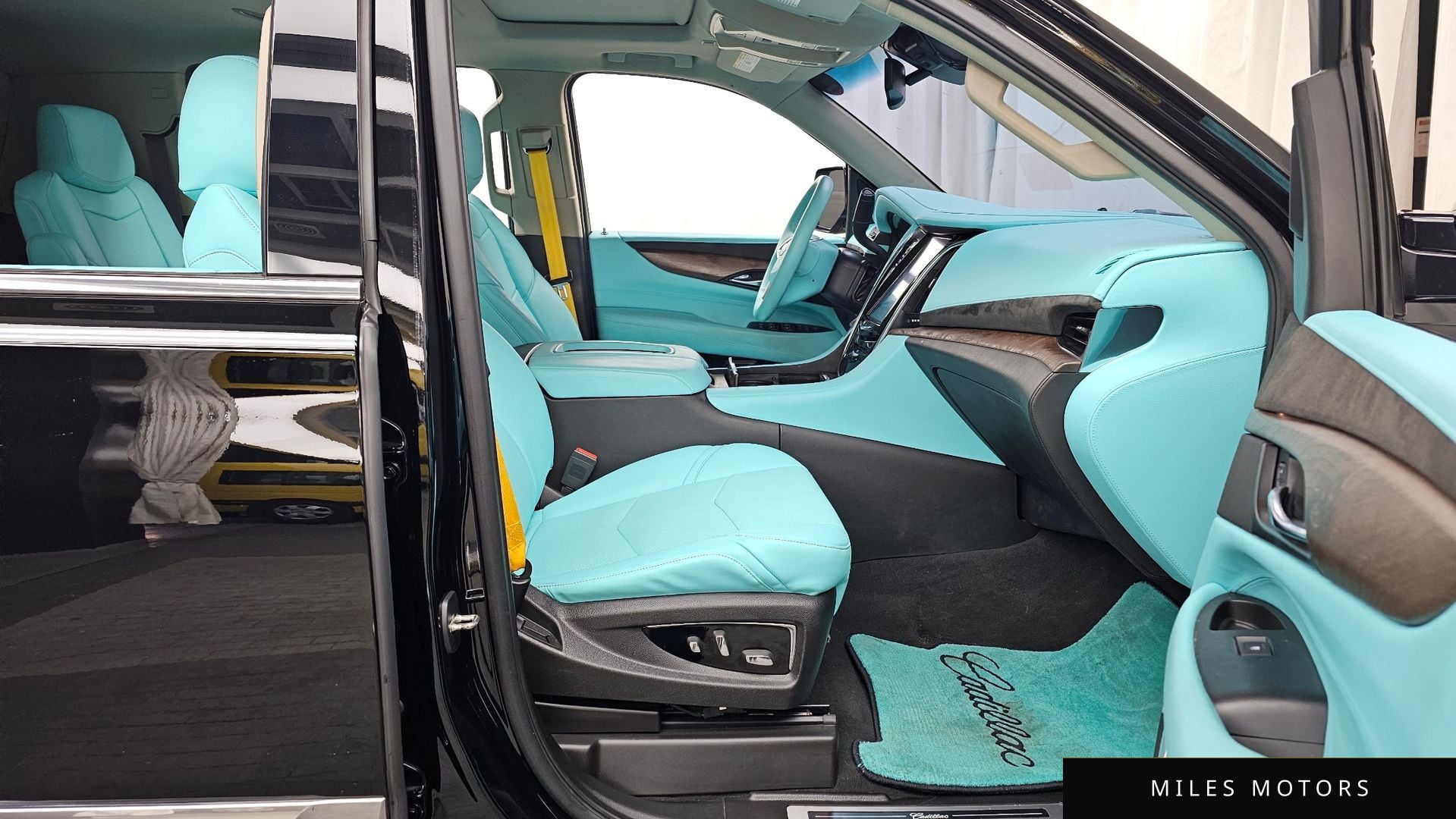 Cadillac 에스컬레이드 2015 — миниатюра 11