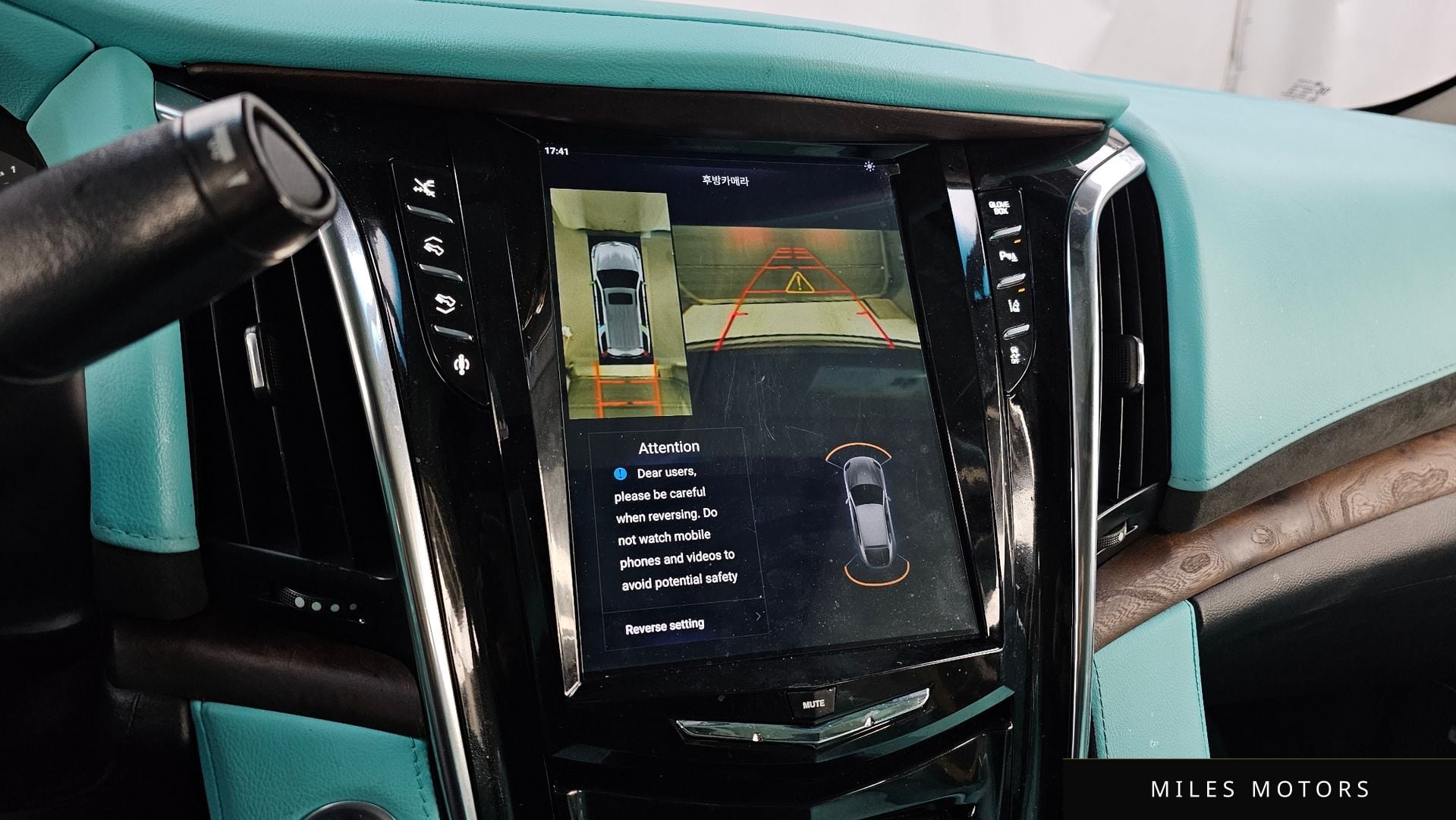 Cadillac 에스컬레이드 2015 — миниатюра 15