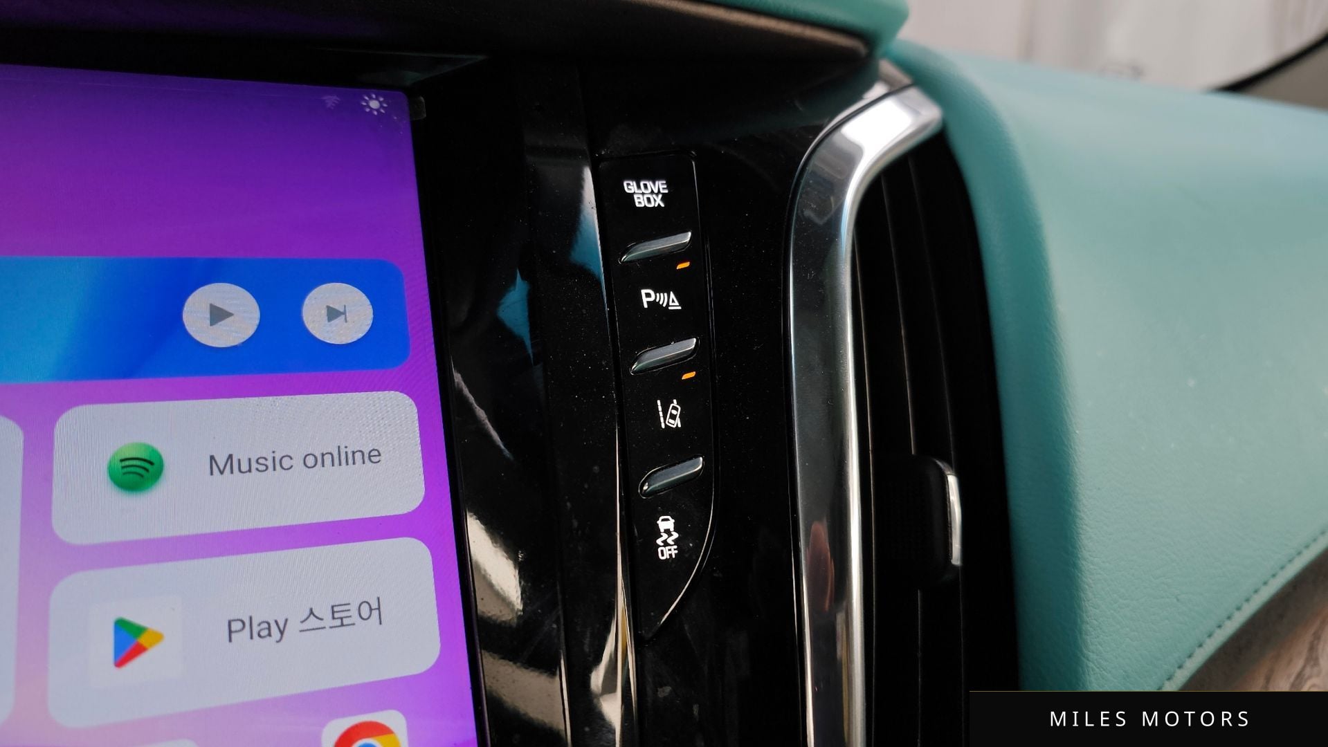 Cadillac 에스컬레이드 2015 — миниатюра 16