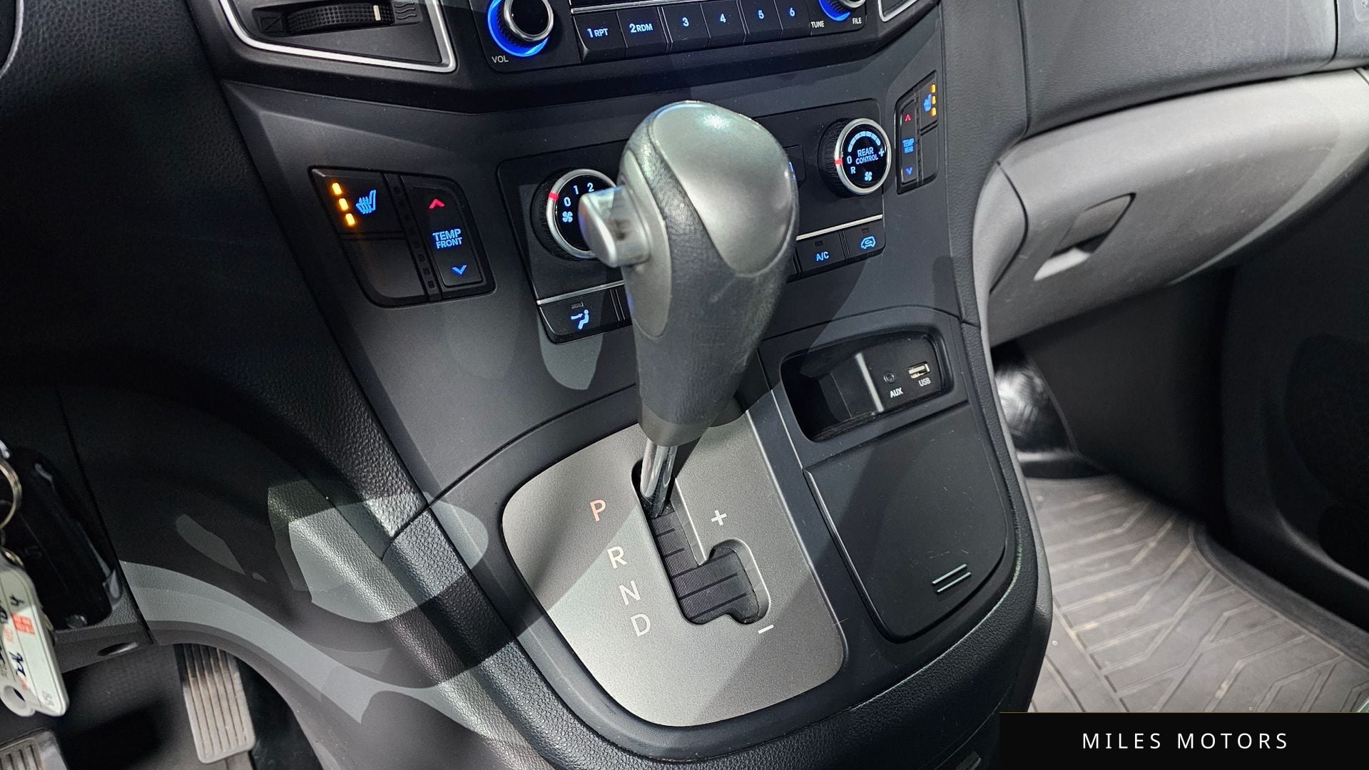 Hyundai Starex 2016 — миниатюра 9