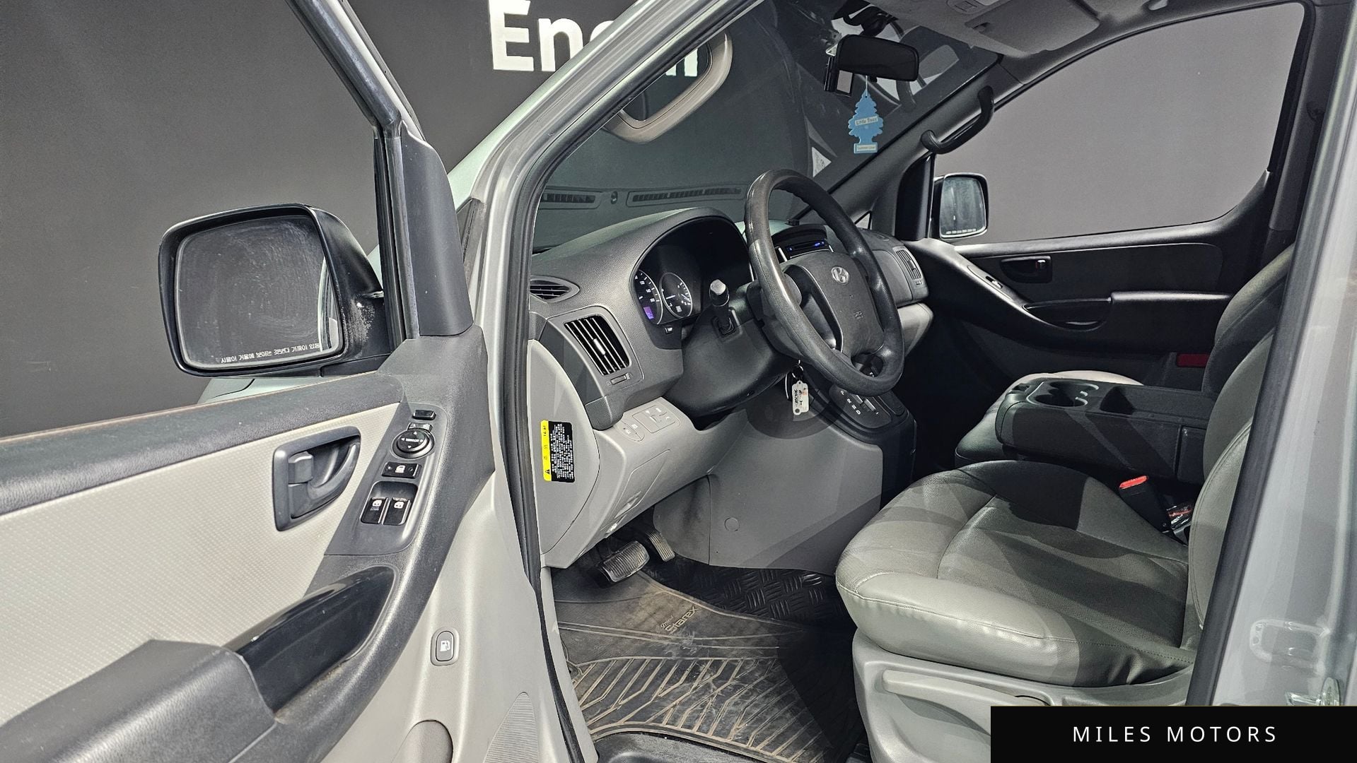 Hyundai Starex 2016 — миниатюра 11