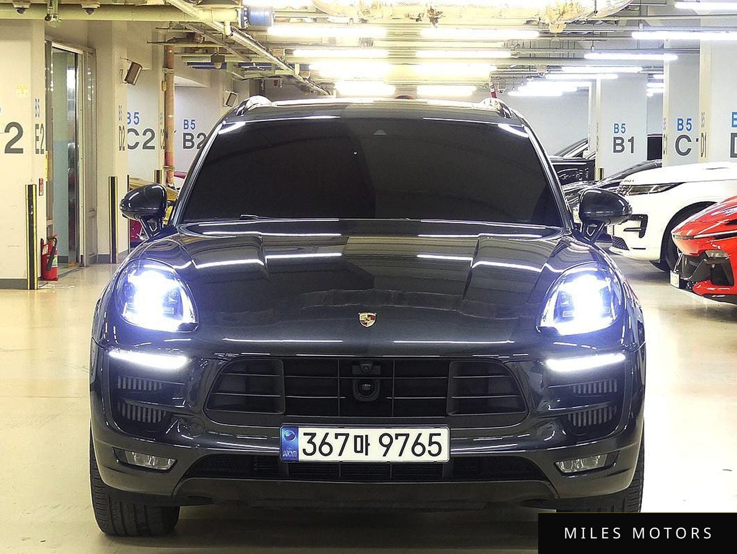 Porsche Macan 2018 — миниатюра 4