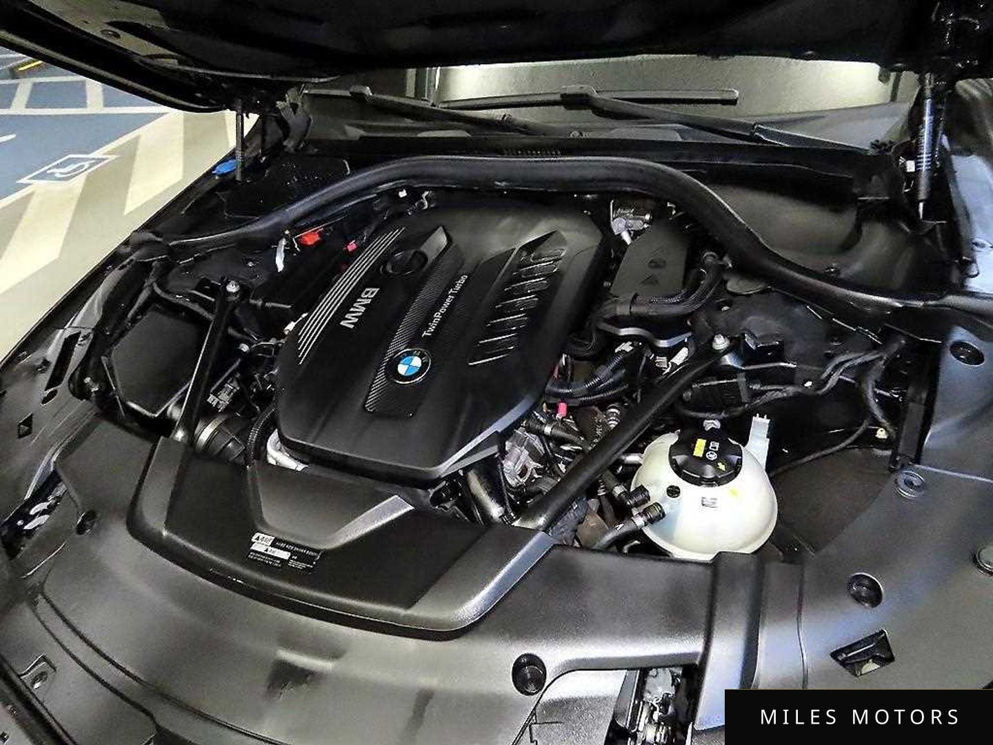 BMW 7 Series (G11) 2018 — миниатюра 19