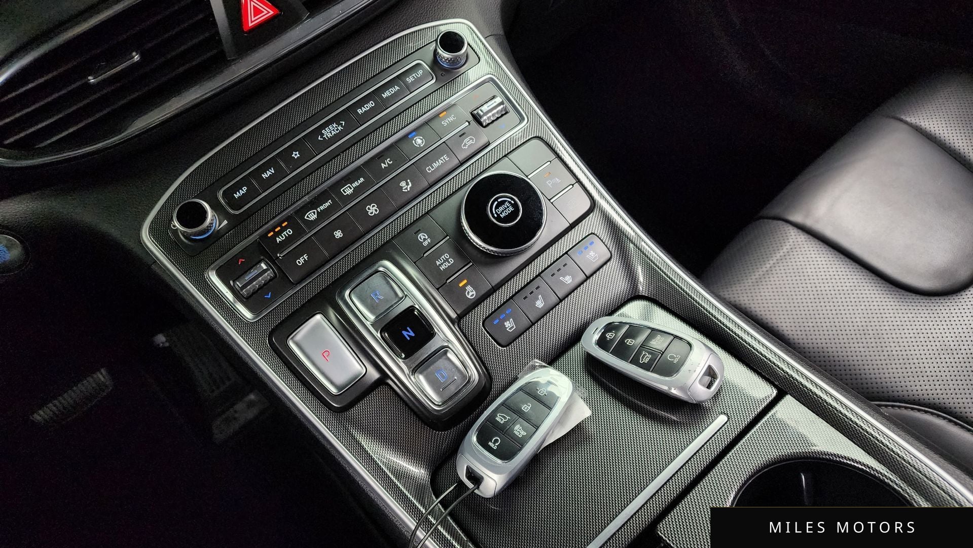 Hyundai Santafe 2023 — миниатюра 9