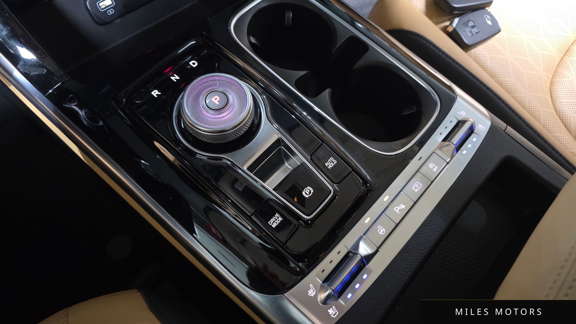Kia Carnival 2021 — миниатюра 9