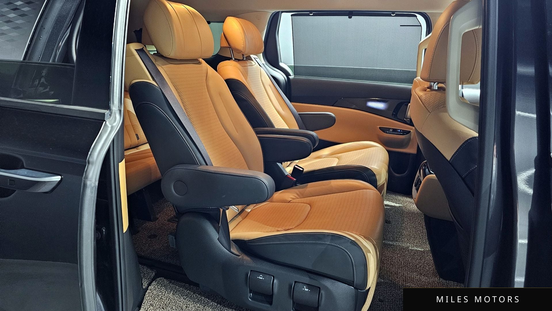 Kia Carnival 2023 — миниатюра 12