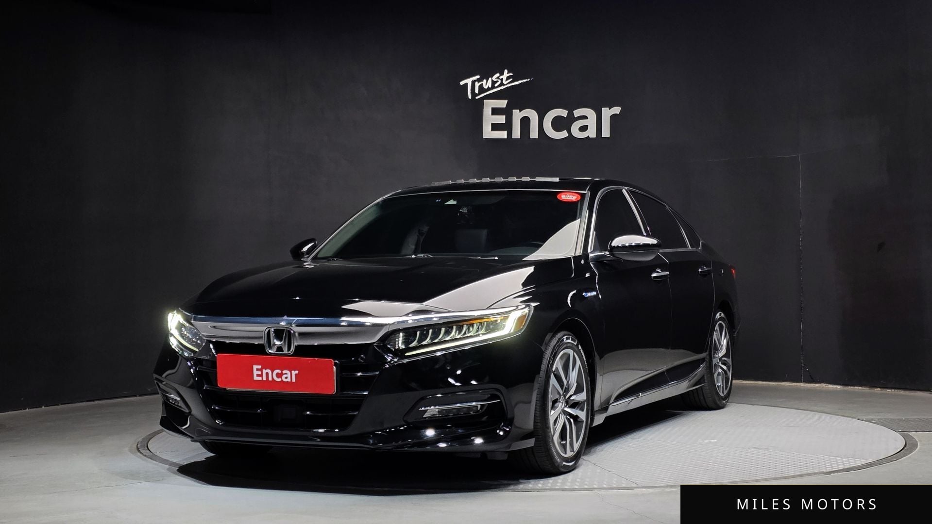 Honda Accord 2020 — фото 1 из 12