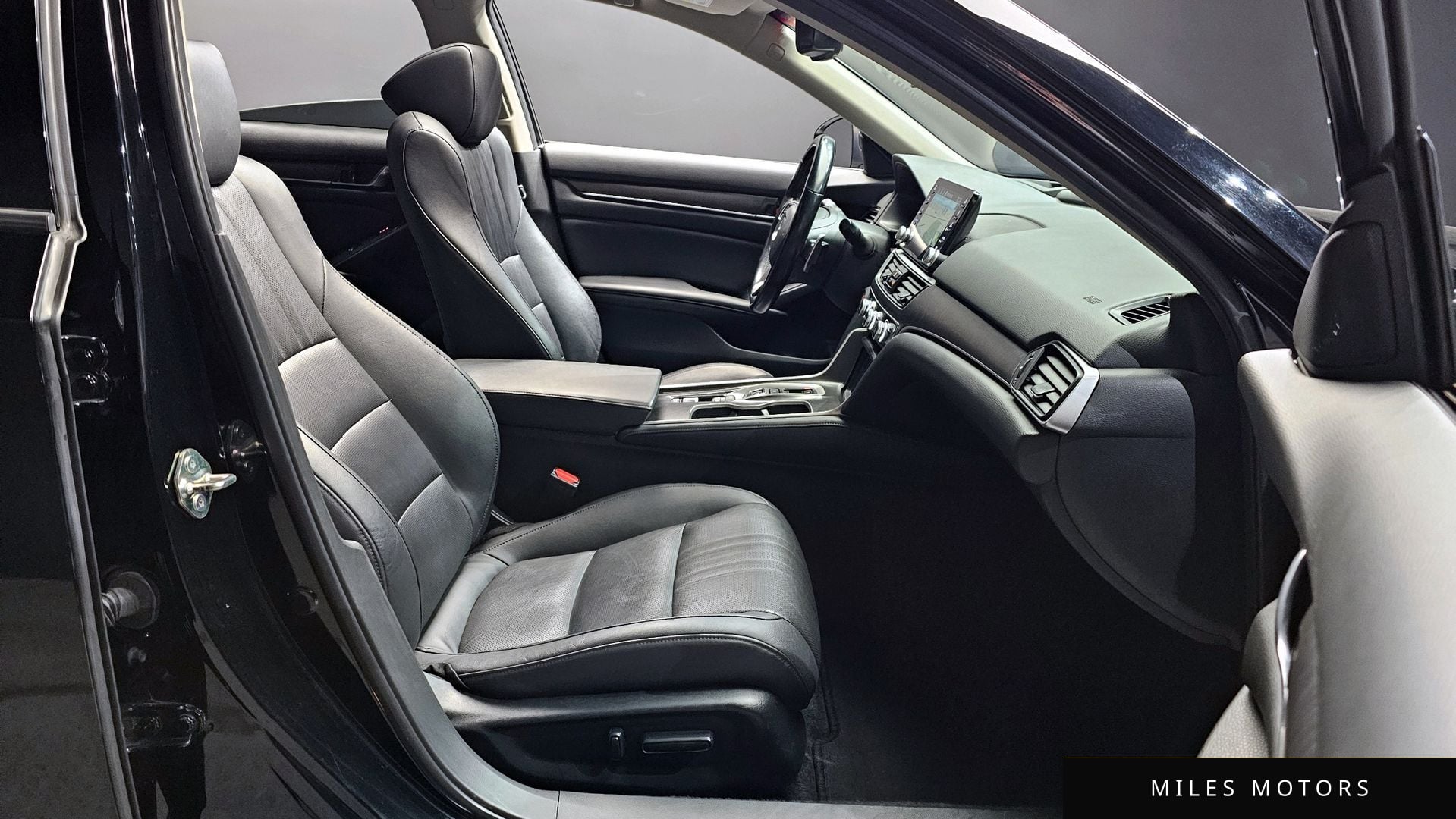 Honda Accord 2020 — миниатюра 10