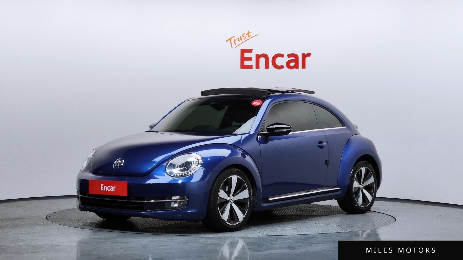 Volkswagen Beetle 2013 — фото 1 из 12