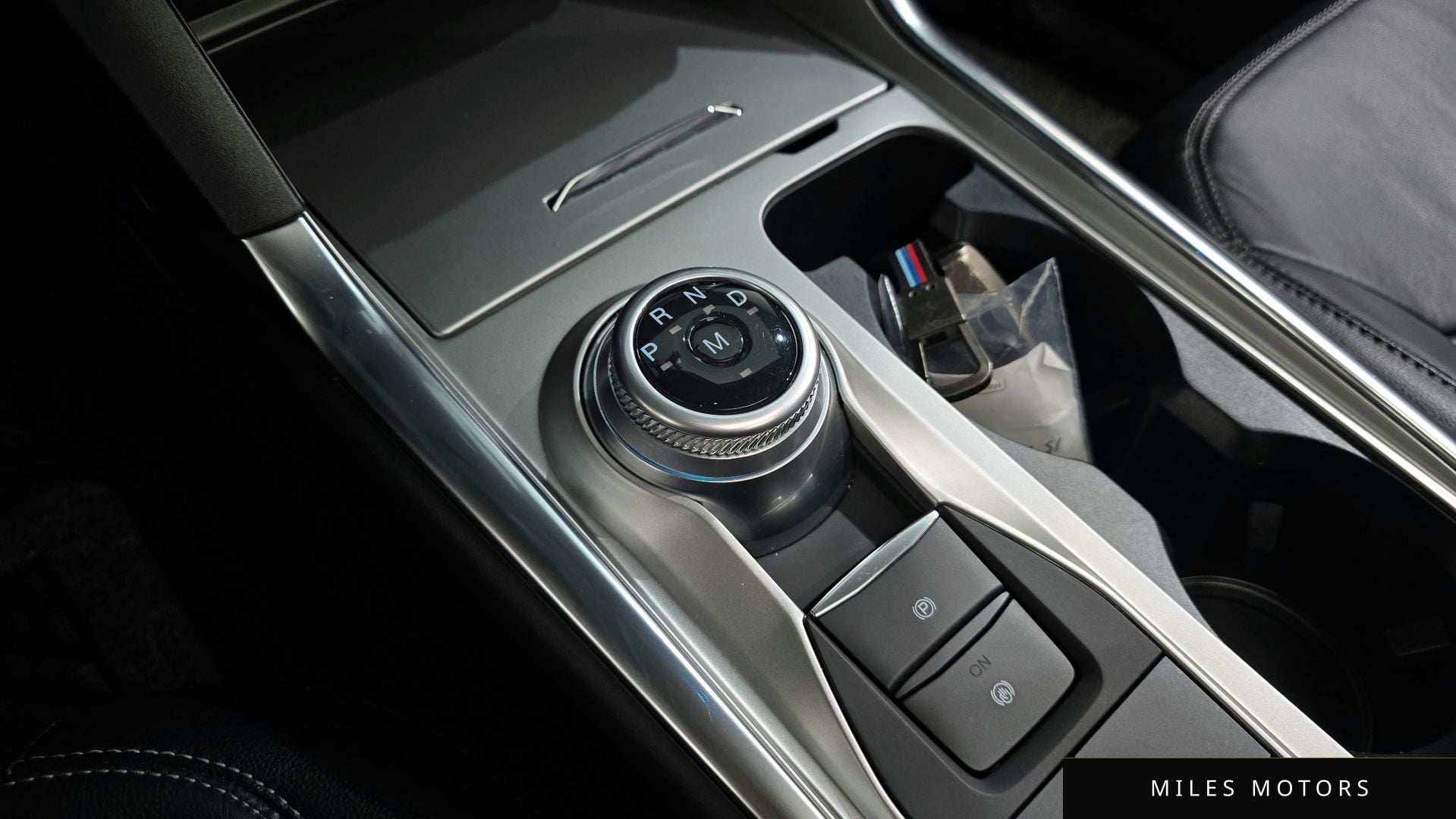 Ford Explorer 2020 — миниатюра 9