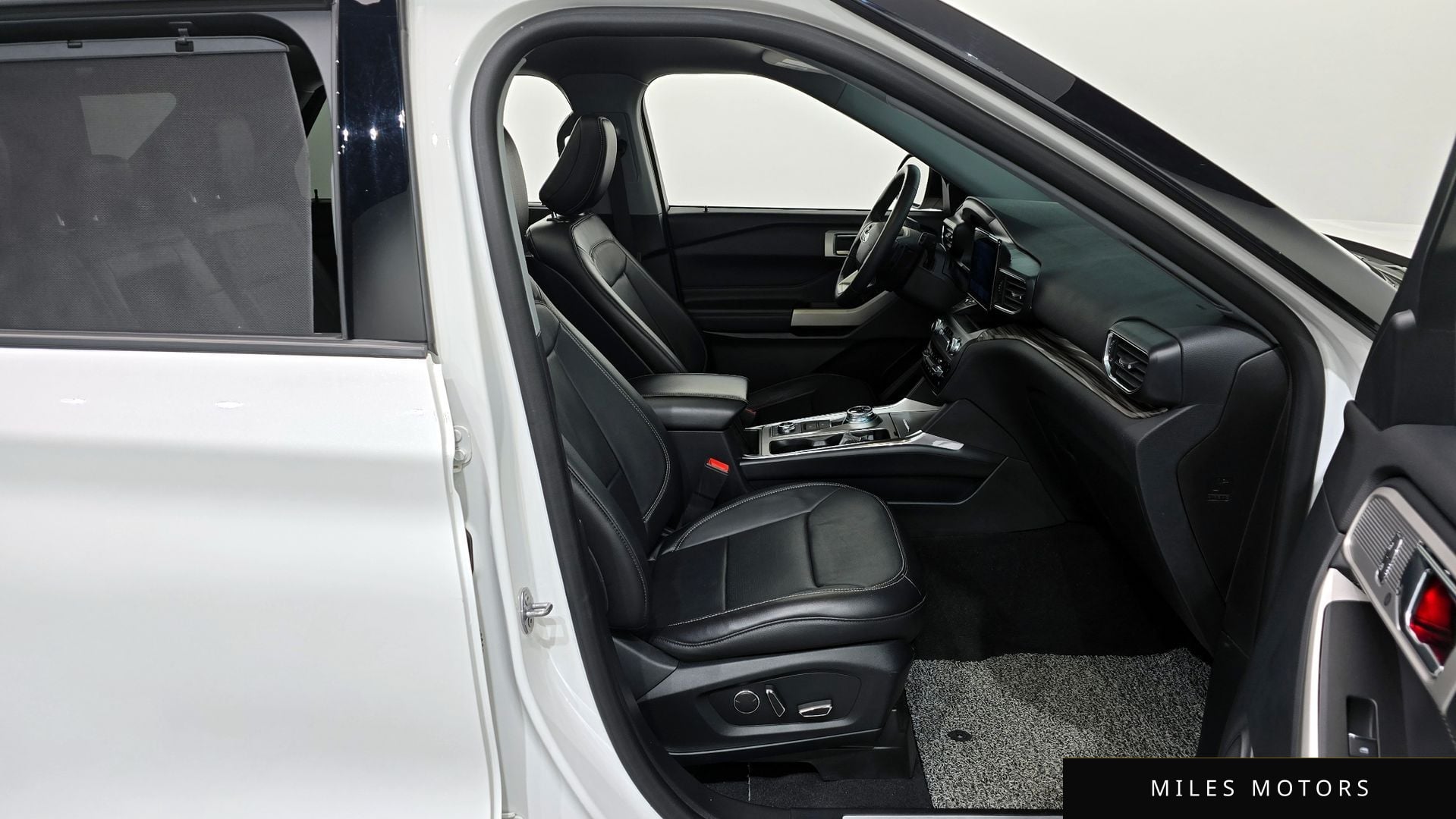 Ford Explorer 2020 — миниатюра 11
