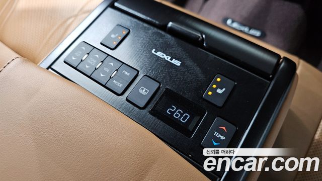 Лексус ES300h 2021 — миниатюра 18