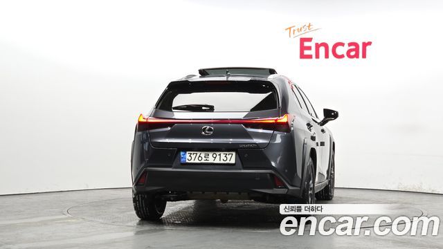 Лексус UX250h 2024 — миниатюра 4
